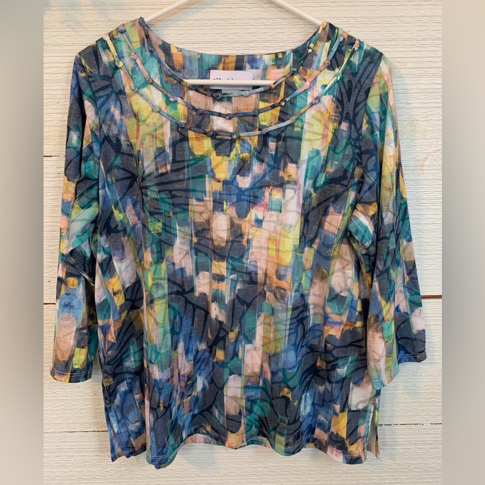 Colorful 3/4 Length Sleeve Scoop neck Top by Alfred Dunner.  Size L.
